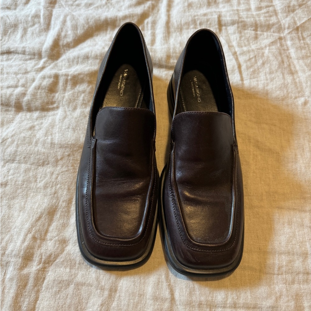 *SUMMER CLOSET SALE* Vagabond Brittie Loafer, Dark Brown